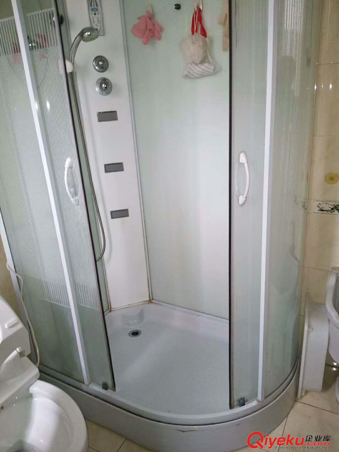 上海FRAE福瑞淋浴房維修、淋浴房修漏水更換滑輪