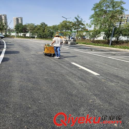 供應蘇州相城區(qū)交通安全標志線施工價格 道路交通標線價格原始圖片2