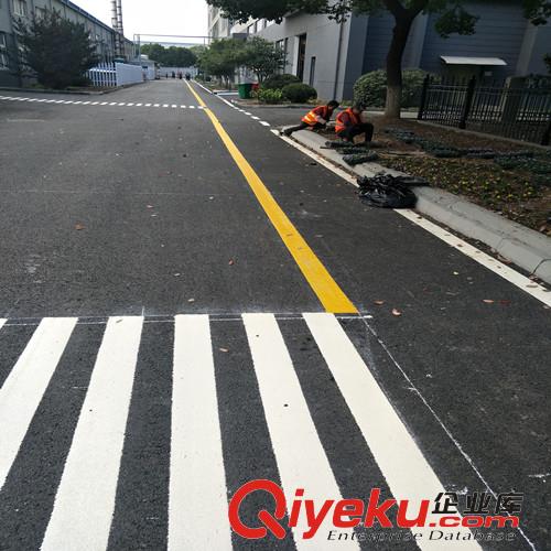 供應(yīng)蘇州車(chē)間標(biāo)記畫(huà)線(xiàn)價(jià)格 蘇州熱熔畫(huà)線(xiàn)一米價(jià)格原始圖片3