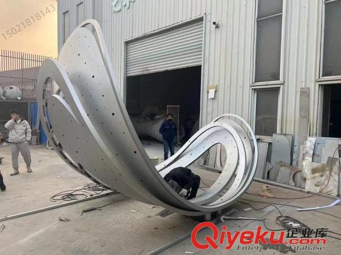 鎮江廣場星空船雕塑 不銹鋼彎彎的月亮舟