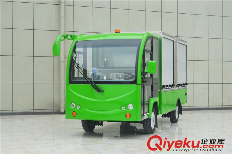 四輪箱式電動送餐車