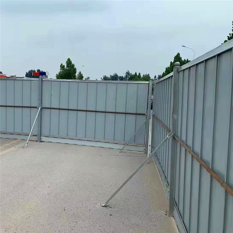 天津西青區(qū)圍擋板加工廠 彩鋼板圍擋護欄安裝 顏色可定做原始圖片2