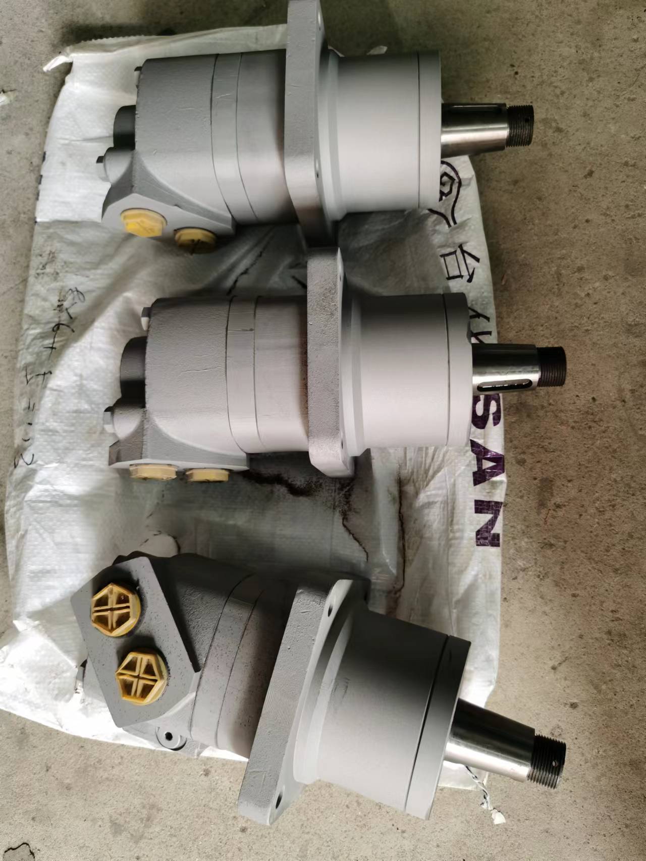間歇式轉臺自動噴砂機