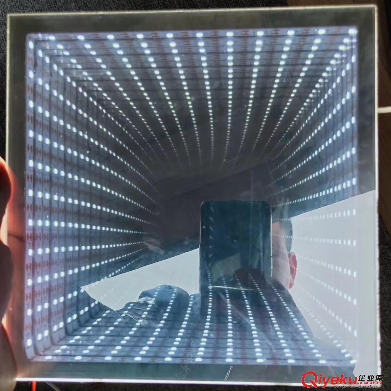 半透明鏡片視窗鏡片廣告千層鏡深淵無限延伸反射鏡片單面鏡
