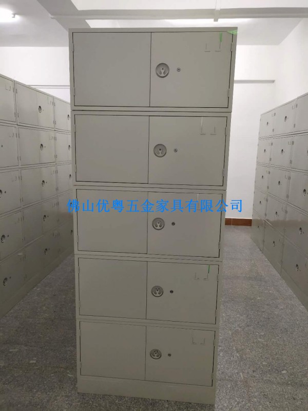 順德區(qū)無門鐵皮柜文件柜生產(chǎn)學(xué)校鐵皮儲(chǔ)物更衣柜辦公室檔案柜廠家原始圖片3