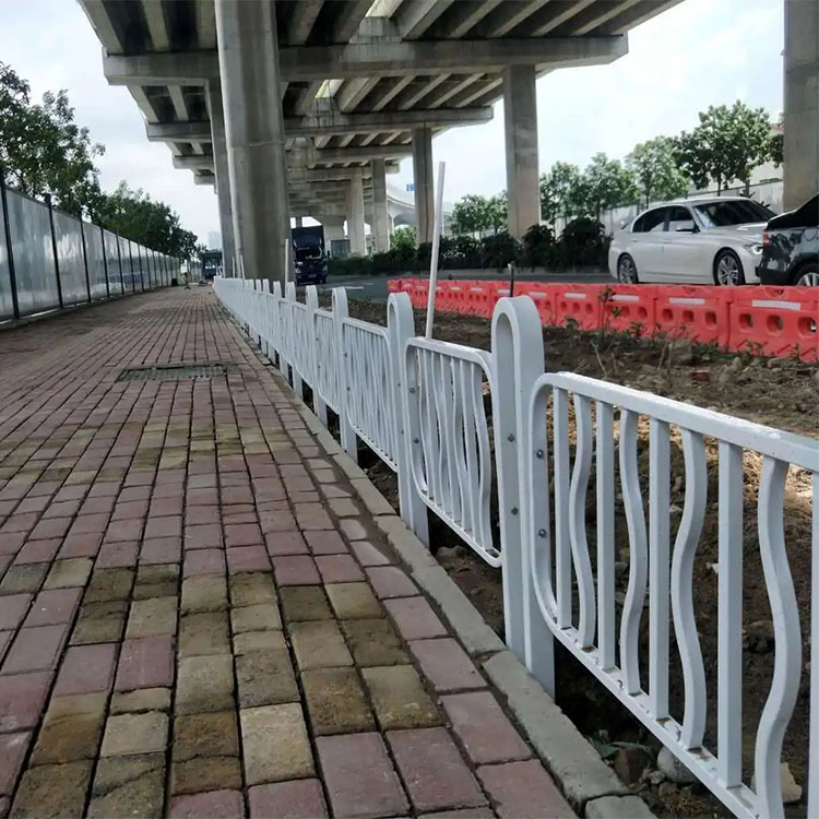 河道護(hù)欄報價 珠海橋梁欄桿安裝 公園景觀柵欄