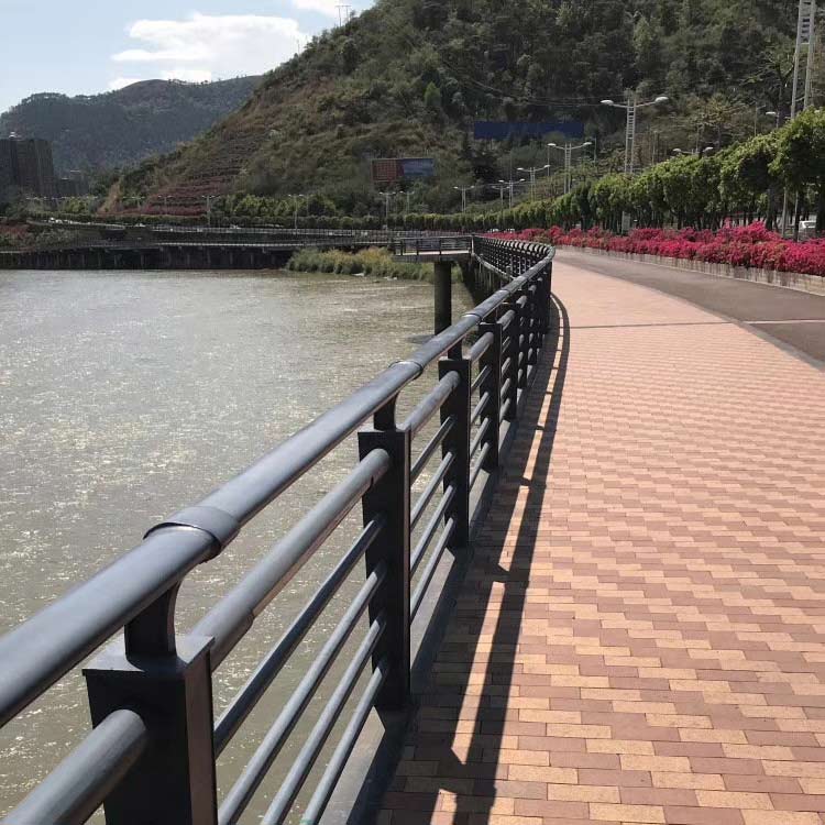 景觀園林欄桿定制 不銹鋼河道護(hù)欄 中山橋梁護(hù)欄廠家