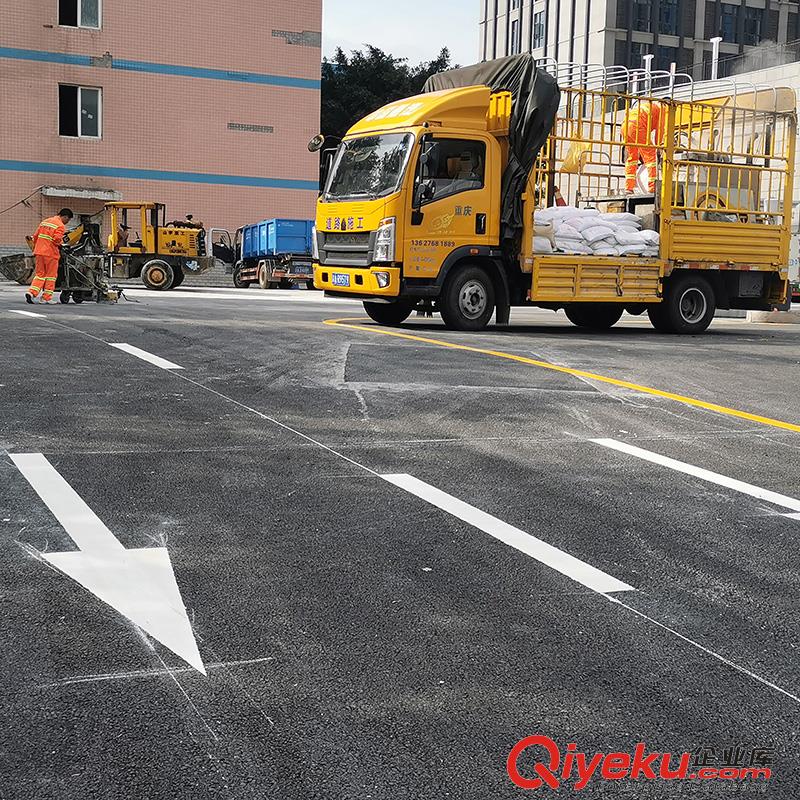 北碚工廠內部道路劃線 重慶熱熔反光劃線公司 持久耐磨