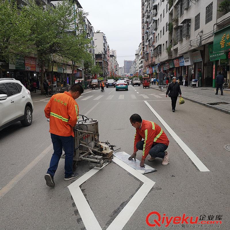 長壽山區道路熱熔振蕩標線 公路反光劃線公司