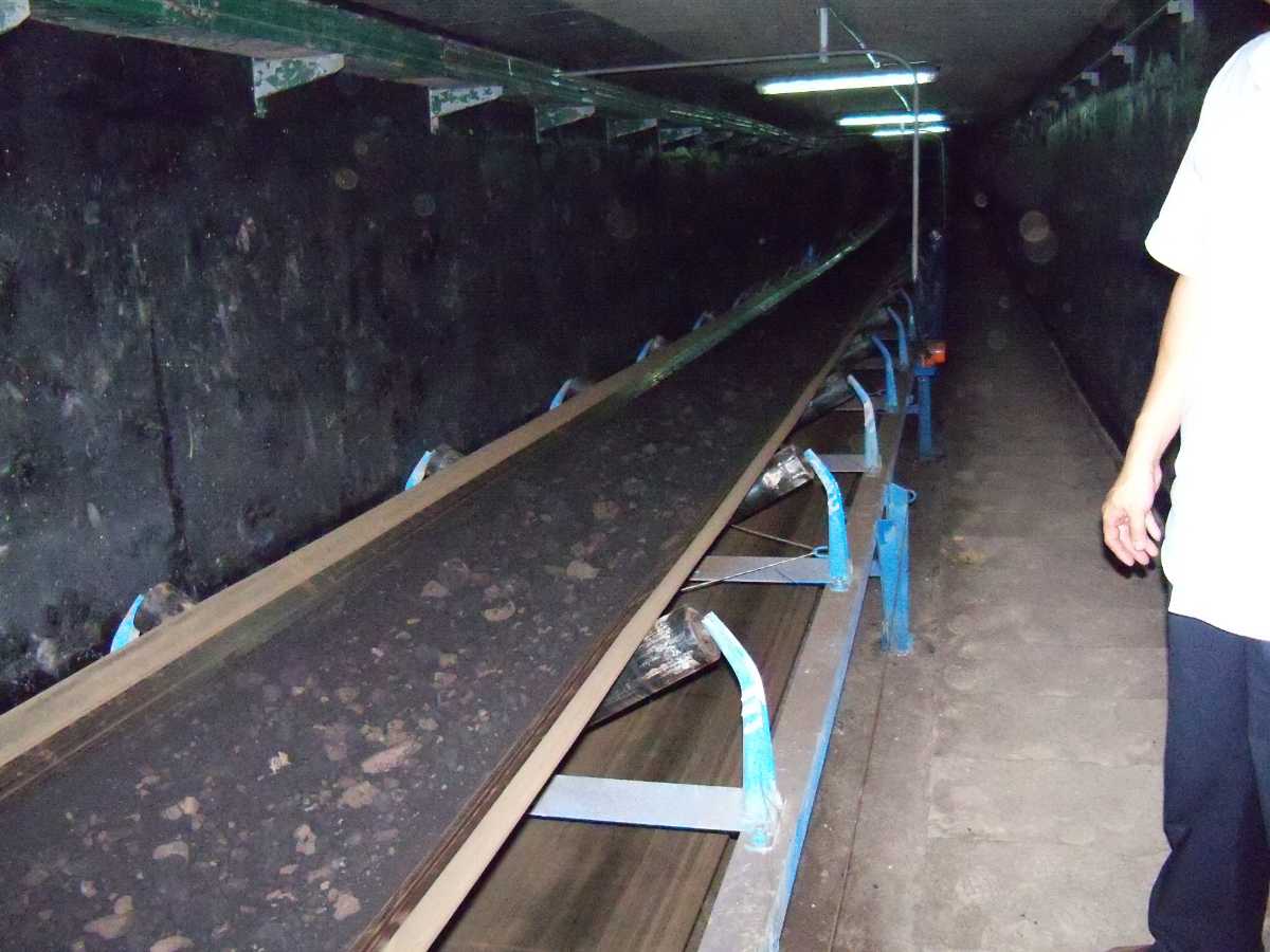 濰坊鵬卓機械生產DTII型帶式輸送機