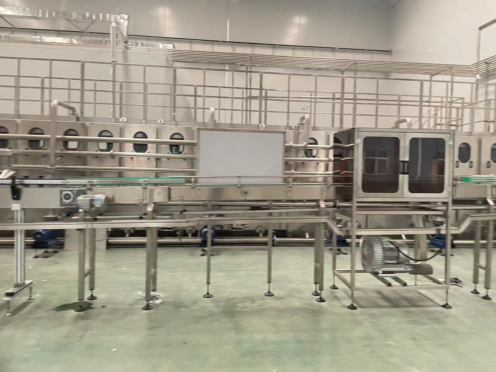 啤酒廠精釀啤酒設備配置10噸大型啤酒設備