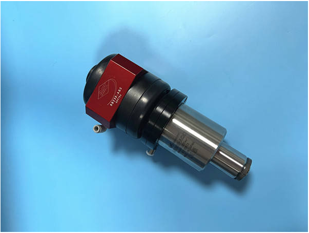 NAKANISHI 大扭矩主軸BMS-4020。使用的刀具是 直徑4mm立銑刀