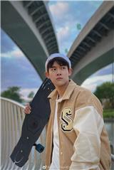 劉冬沁代言商演均可合作 劉冬沁植入可接