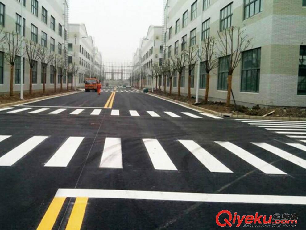 南京道路劃線作用以及劃線的技術要求原始圖片2