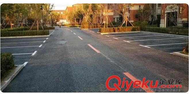 南京道路劃線作用以及劃線的技術要求原始圖片3