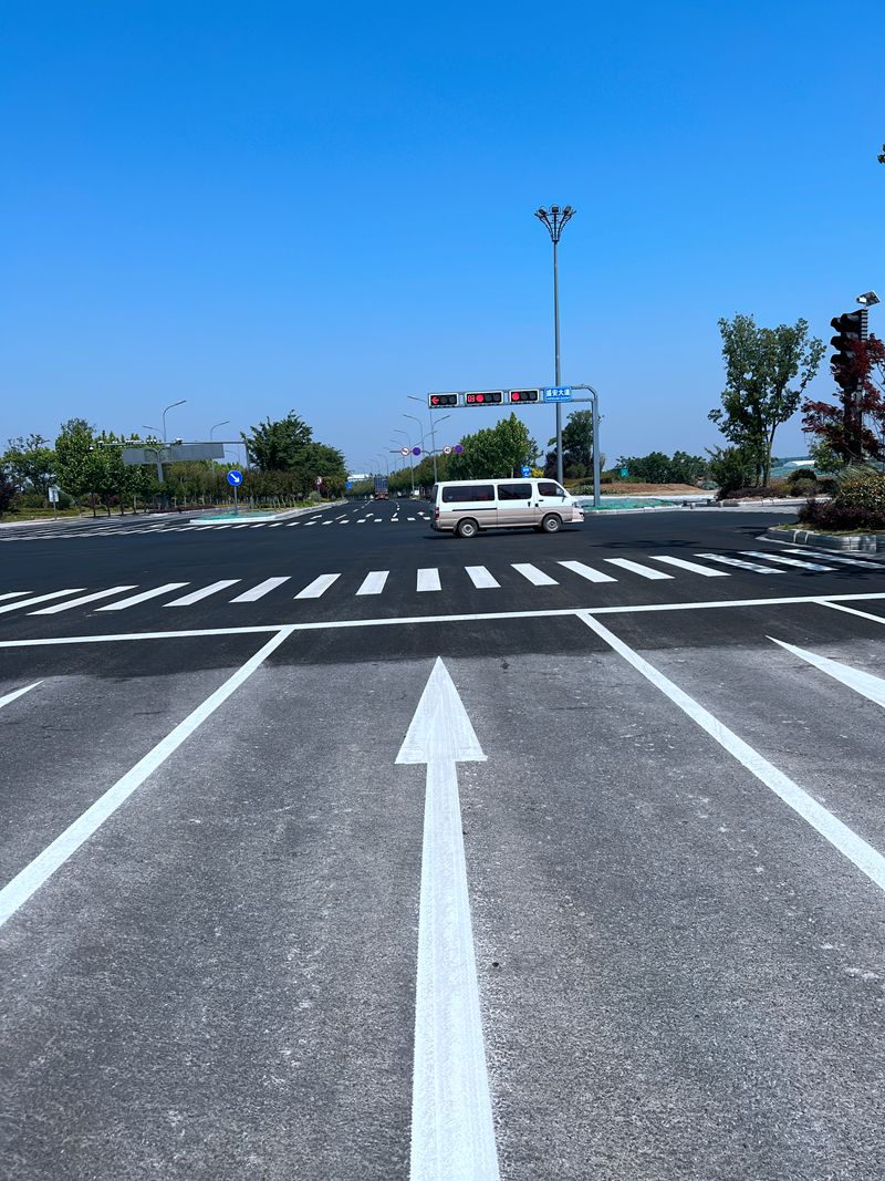 南京道路划线的作用，南京目赏交通工程施工队