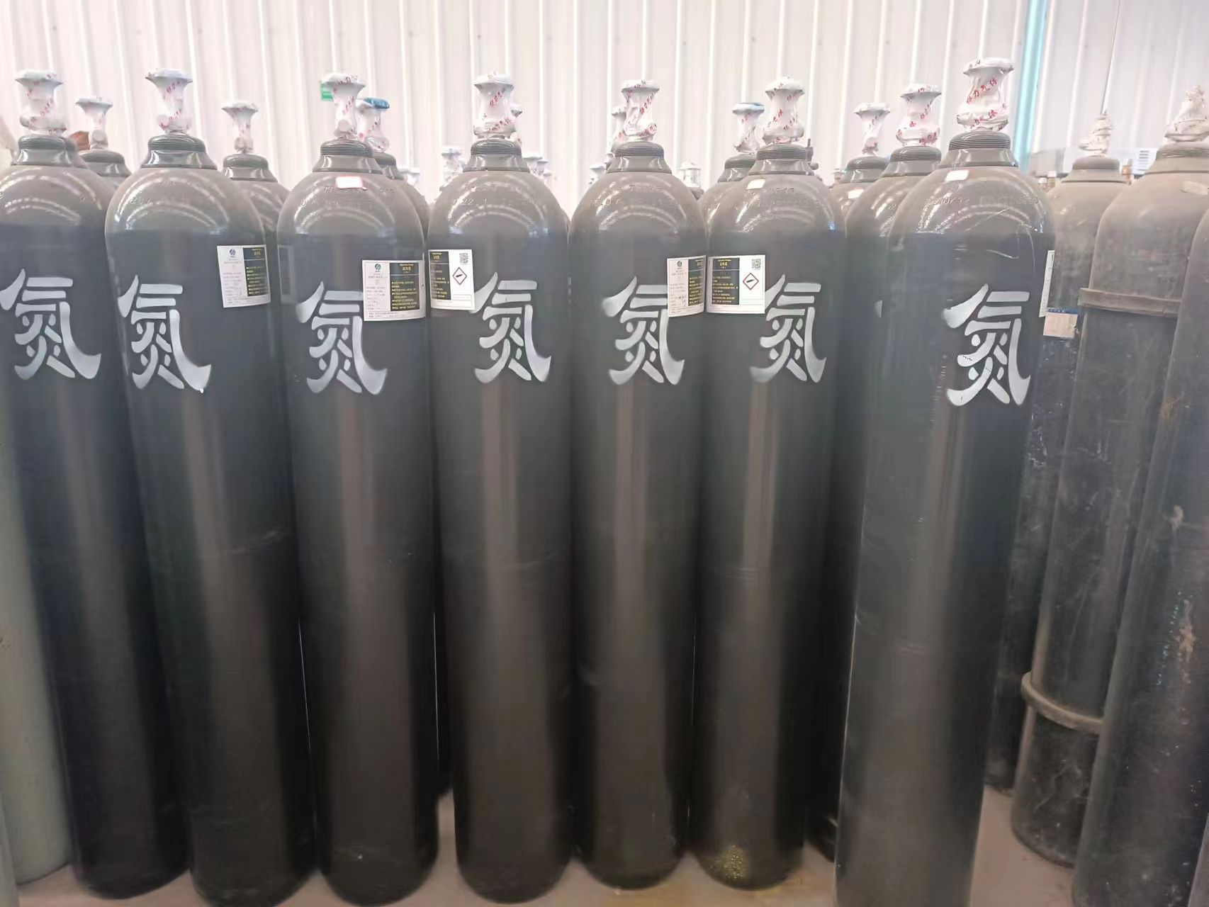 濟寧協(xié)力供應(yīng)浙江40升瓶裝高純氮氣 實驗室用國標(biāo)高純氣體