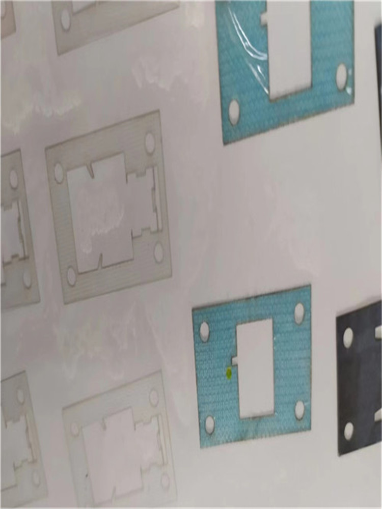 TJ麥拉片細小孔加工碳纖維異形切割PET薄膜激光鉆孔