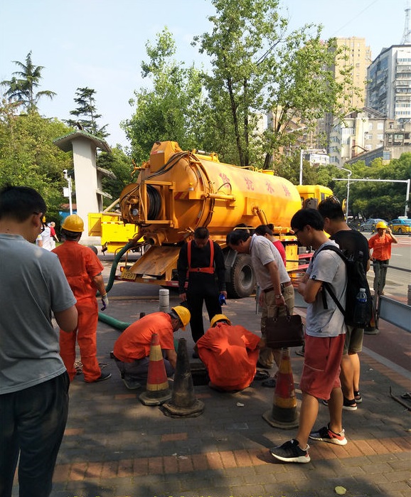 豐臺六里橋抽糞還是清理化糞池電話