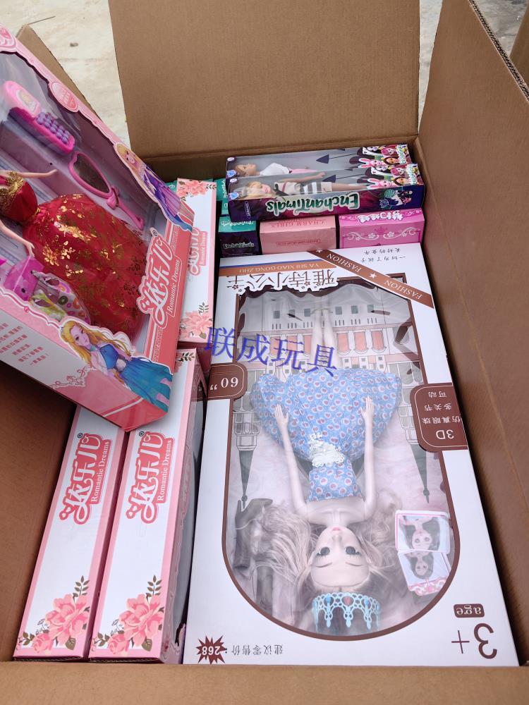 库存玩具芭比娃娃杂款,款式丰富成色新图片三