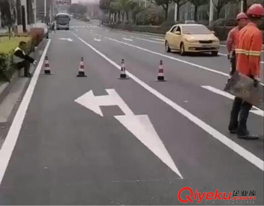 南京地下停車場(chǎng)熱熔劃線比較好，時(shí)間久用的長(zhǎng)