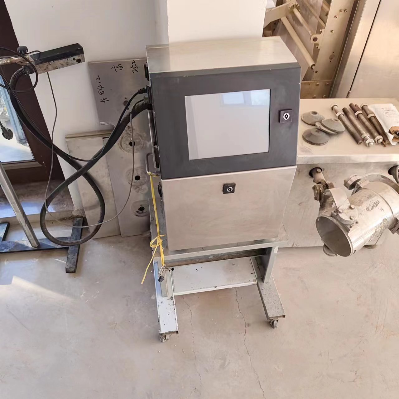 出售一臺68型二手噴碼機