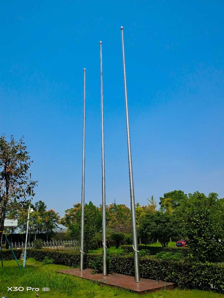 梧州工廠旗桿項(xiàng)目部旗桿柳州電動錐形旗桿音樂旗桿原始圖片3