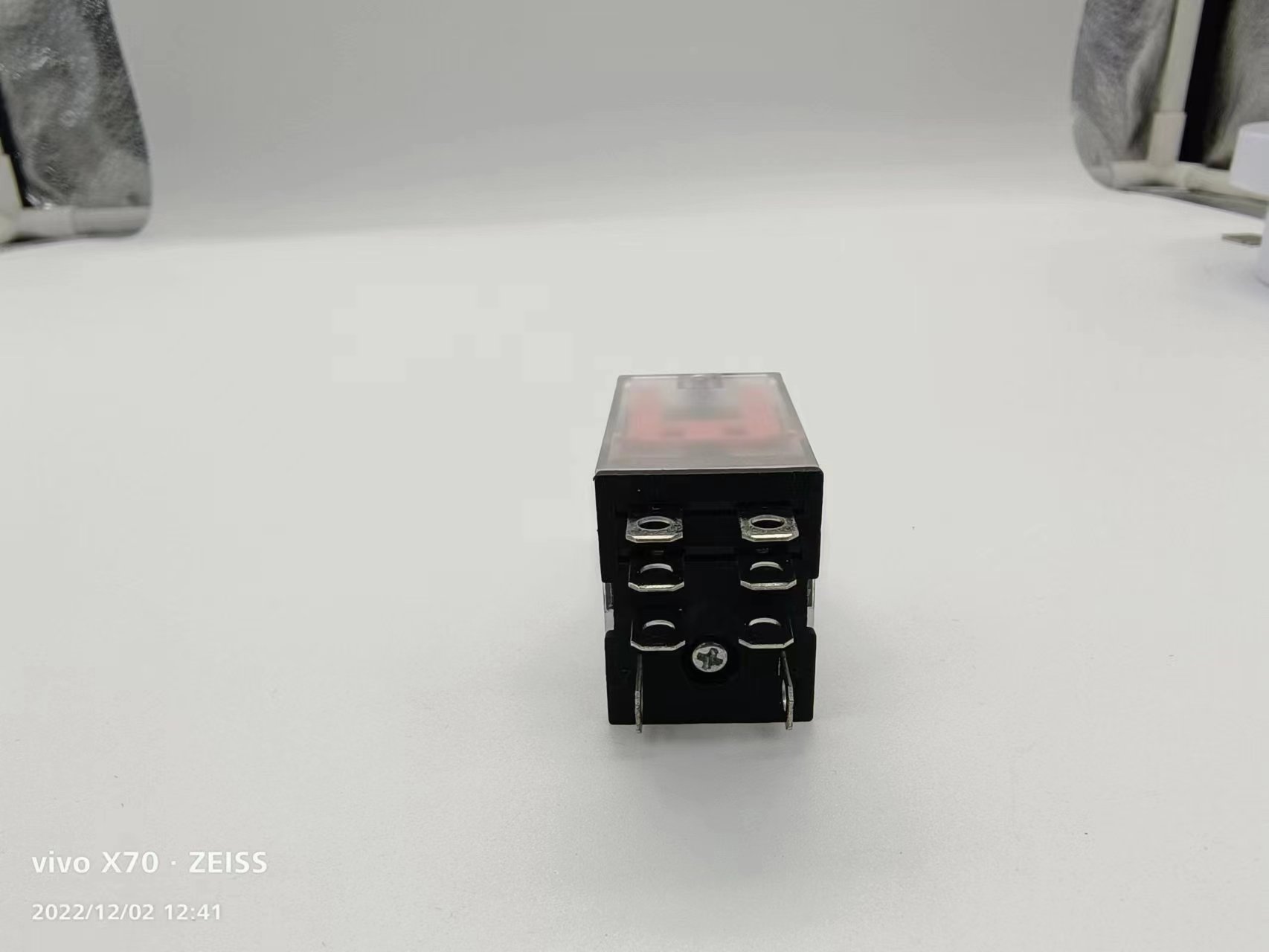 供應藝杰大8腳HH62P小型續電器開關帶自鎖原始圖片3