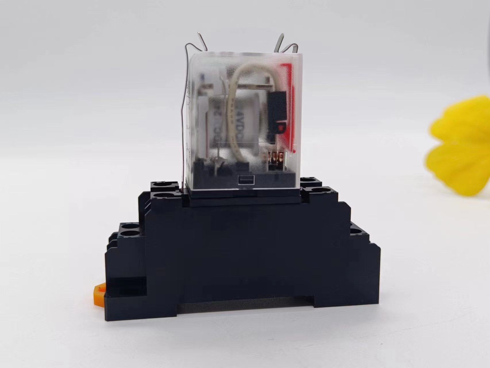 供應藝杰MY2N小型中間繼電器10A吸合穩定原始圖片3