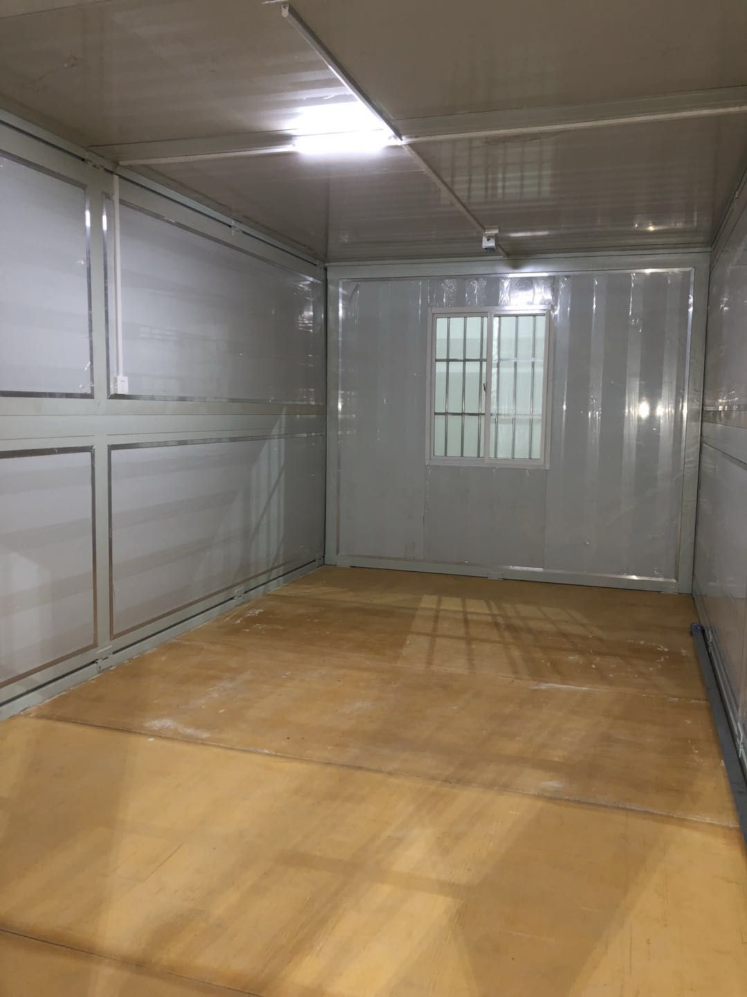 供應(yīng)稷山折疊箱房臨時住人辦公原始圖片3