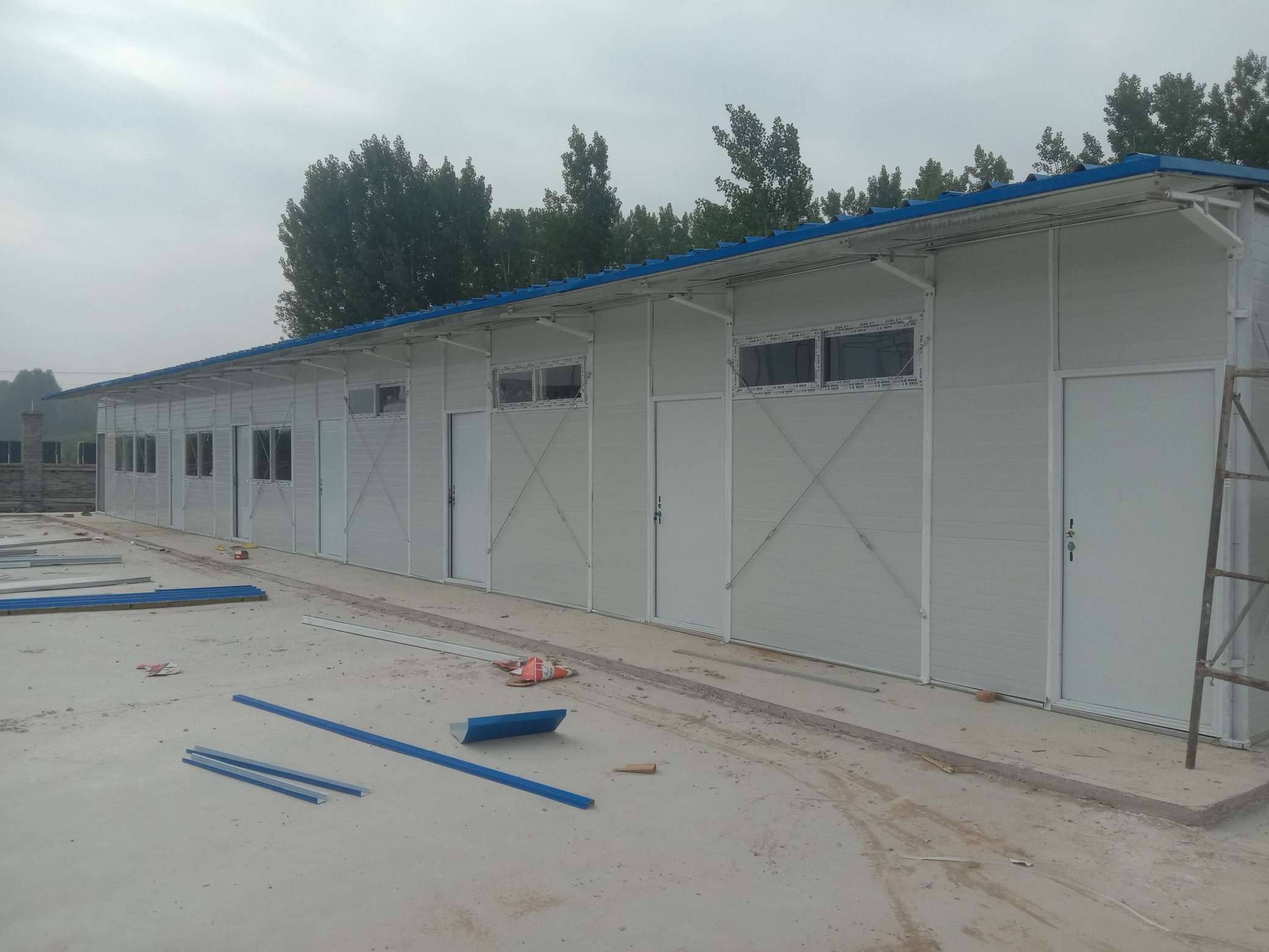 供應昔陽縣工地臨建房彩鋼活動房包工包料原始圖片2