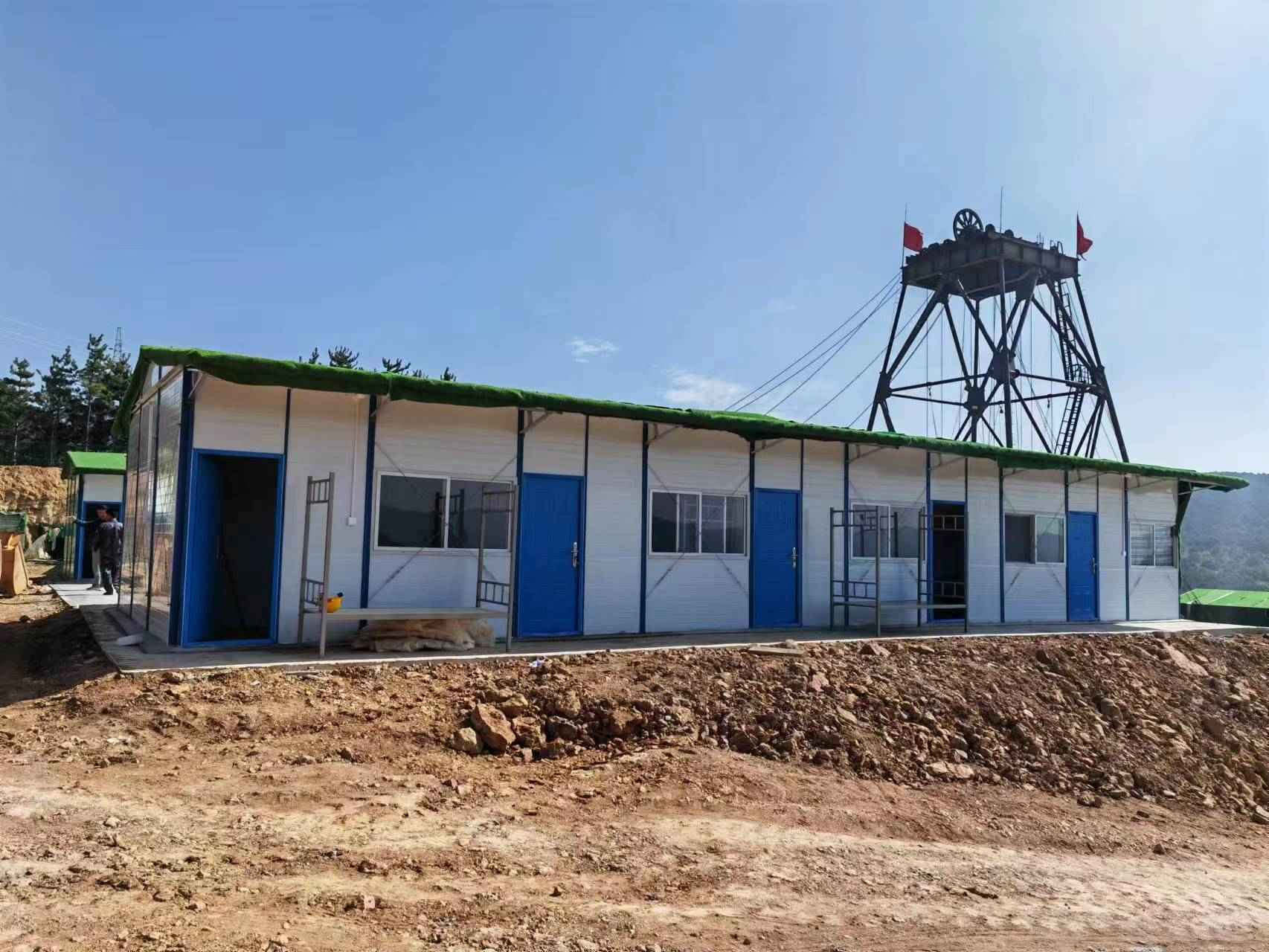 沾化區(qū)住人辦公彩鋼板房集裝箱活動房供貨原始圖片2