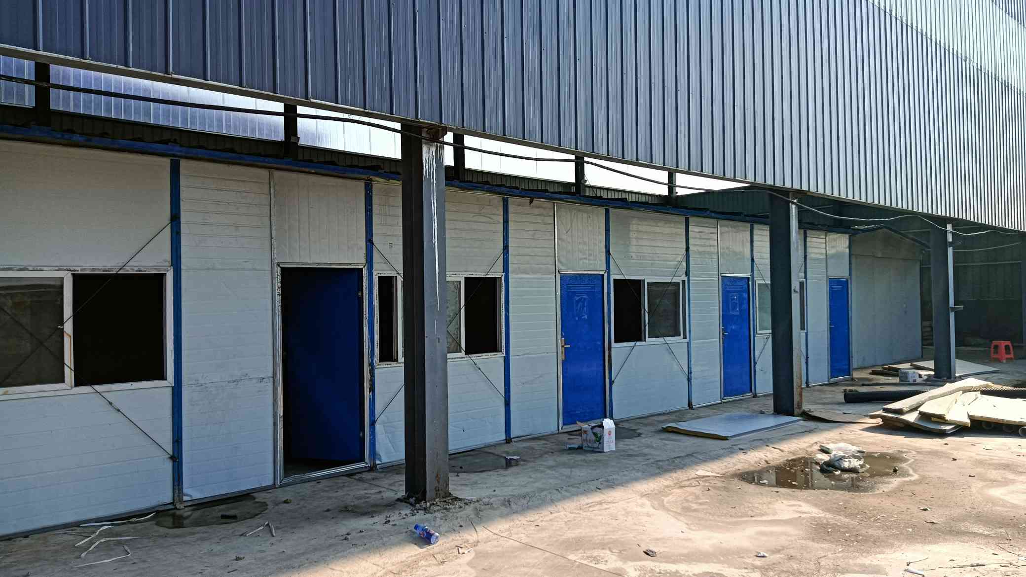臨潼工地活動房宿舍新建西安鋼架廠房車棚原始圖片2