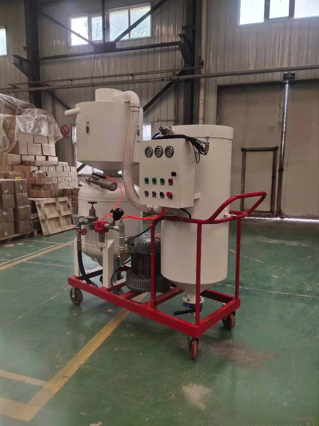 移動式除銹無塵噴砂機