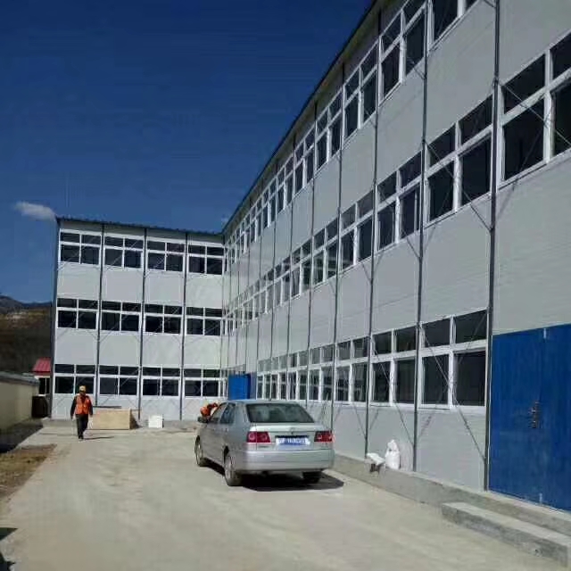 錫林郭勒工地住人集裝箱房 太卜寺工地宿舍快拼箱 環(huán)保節(jié)能