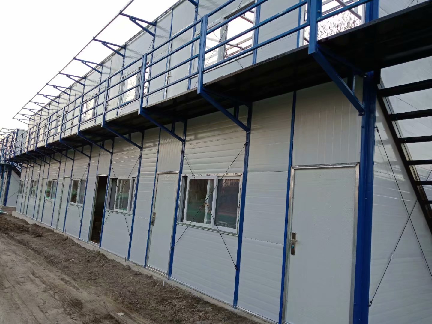 西安灞橋區彩鋼活動板房打包箱加工廠 規格多樣原始圖片2