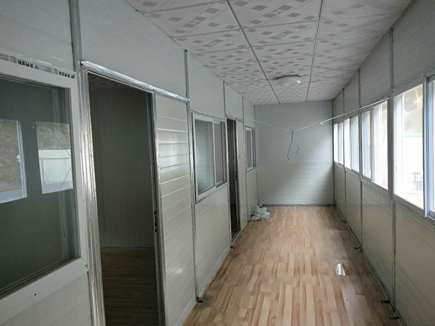 晉城市建筑工地集成房屋 高平市辦公住宿打包箱活動(dòng)房 防水保溫