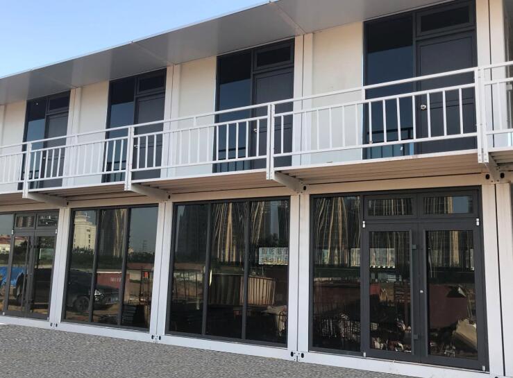 烏蘭察布彩鋼活動房承包 卓資縣巖棉夾芯板房搭建 臨時住人場所