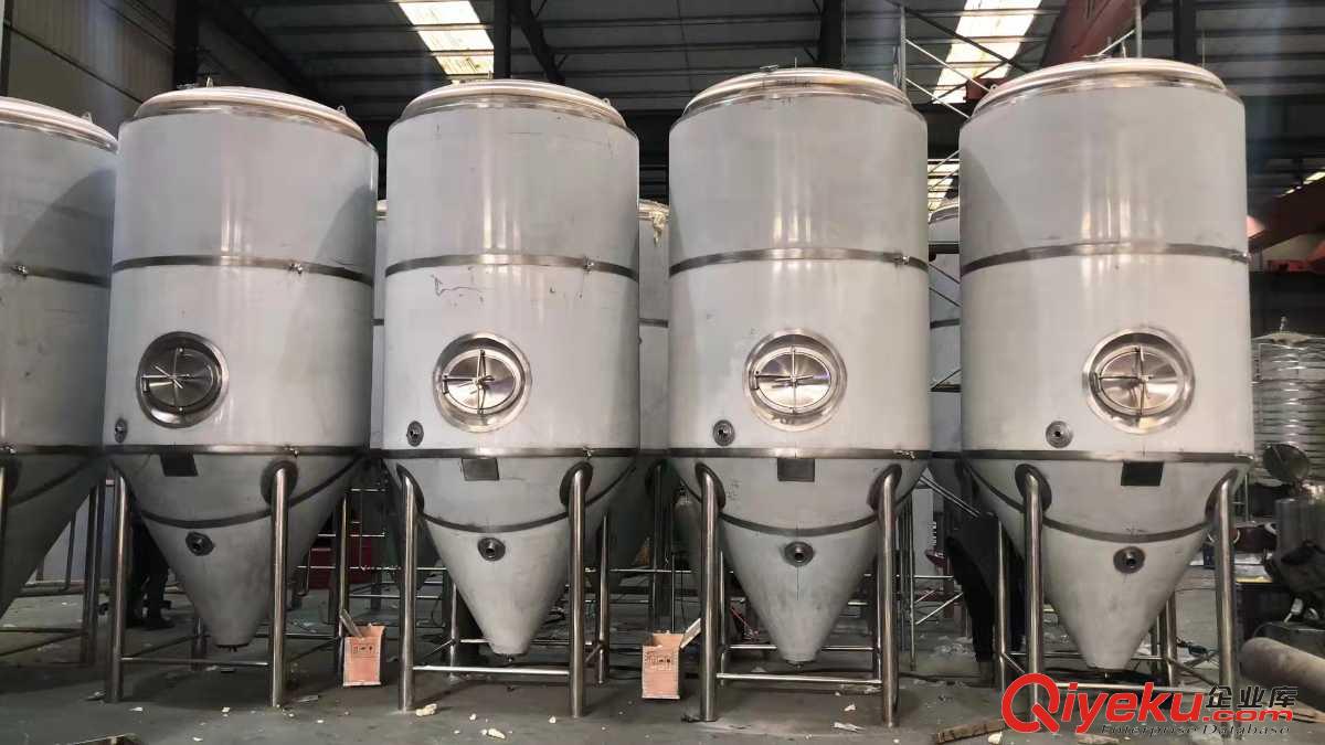 商丘年產50萬噸大型精釀啤酒廠自動化釀酒設備生產廠家