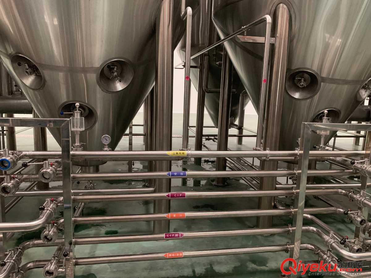 遼寧啤酒廠全套灌裝機器設備 1000升~8000升