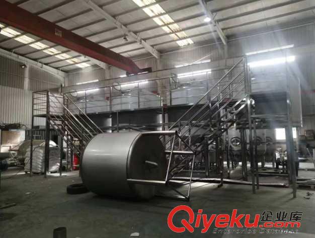 1000升精釀啤酒糖化設備_小型精釀啤酒廠設備生產廠家_質量保證