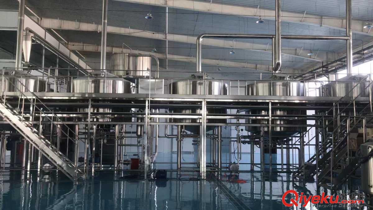 5000糖化每批次10000噸發(fā)酵釀酒設(shè)備生產(chǎn)制作原始圖片2