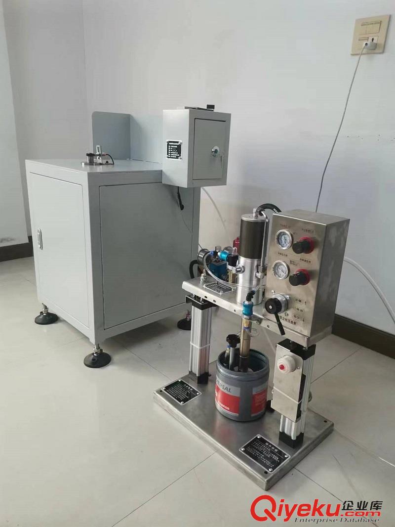 小巧型氣動工業用雙立柱注脂機適用1升/2升/3升/4升/5升油桶原始圖片3
