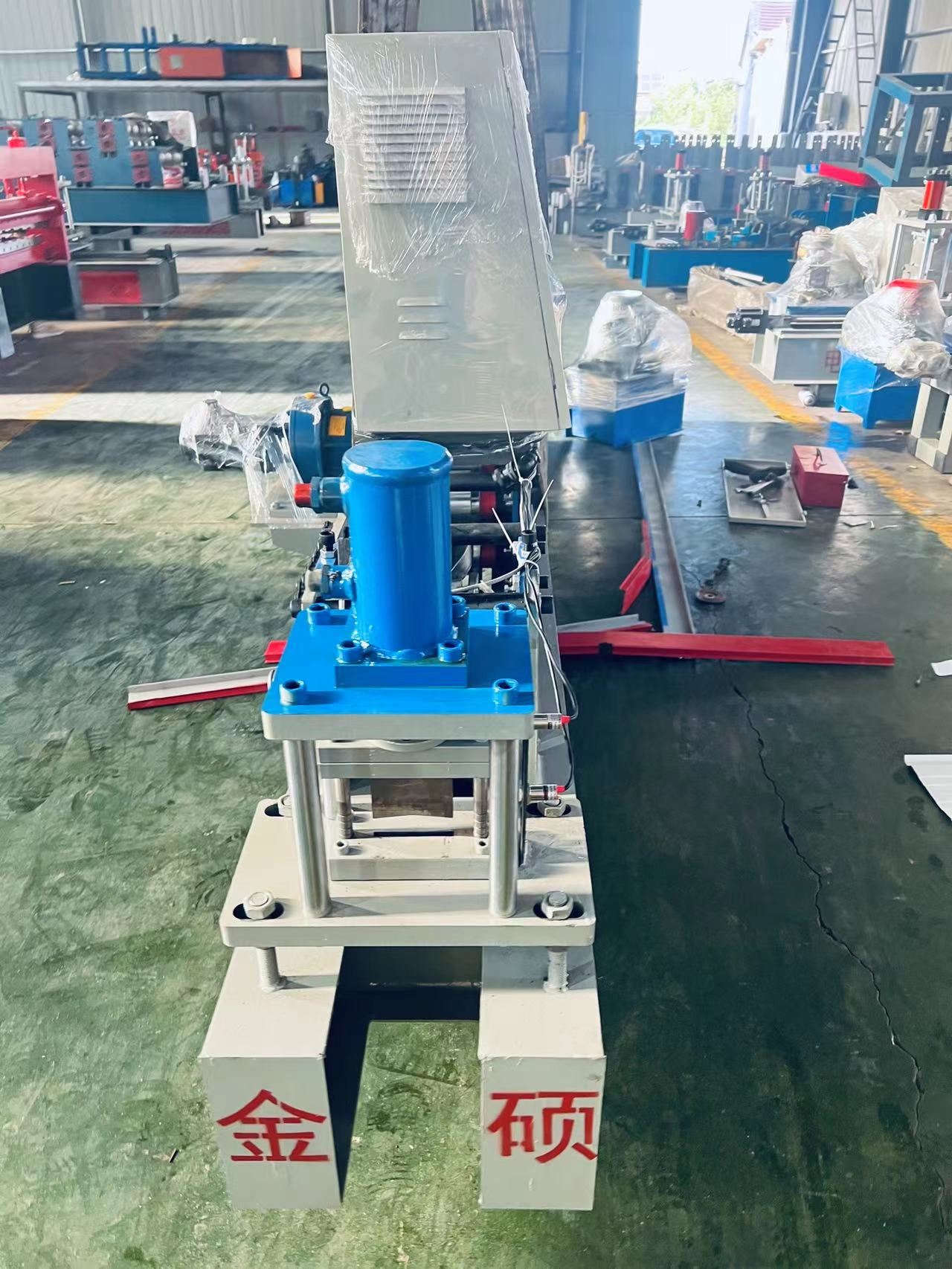 新能源水槽機 金碩 光伏橫水槽設備 光伏排水槽成型機器原始圖片2