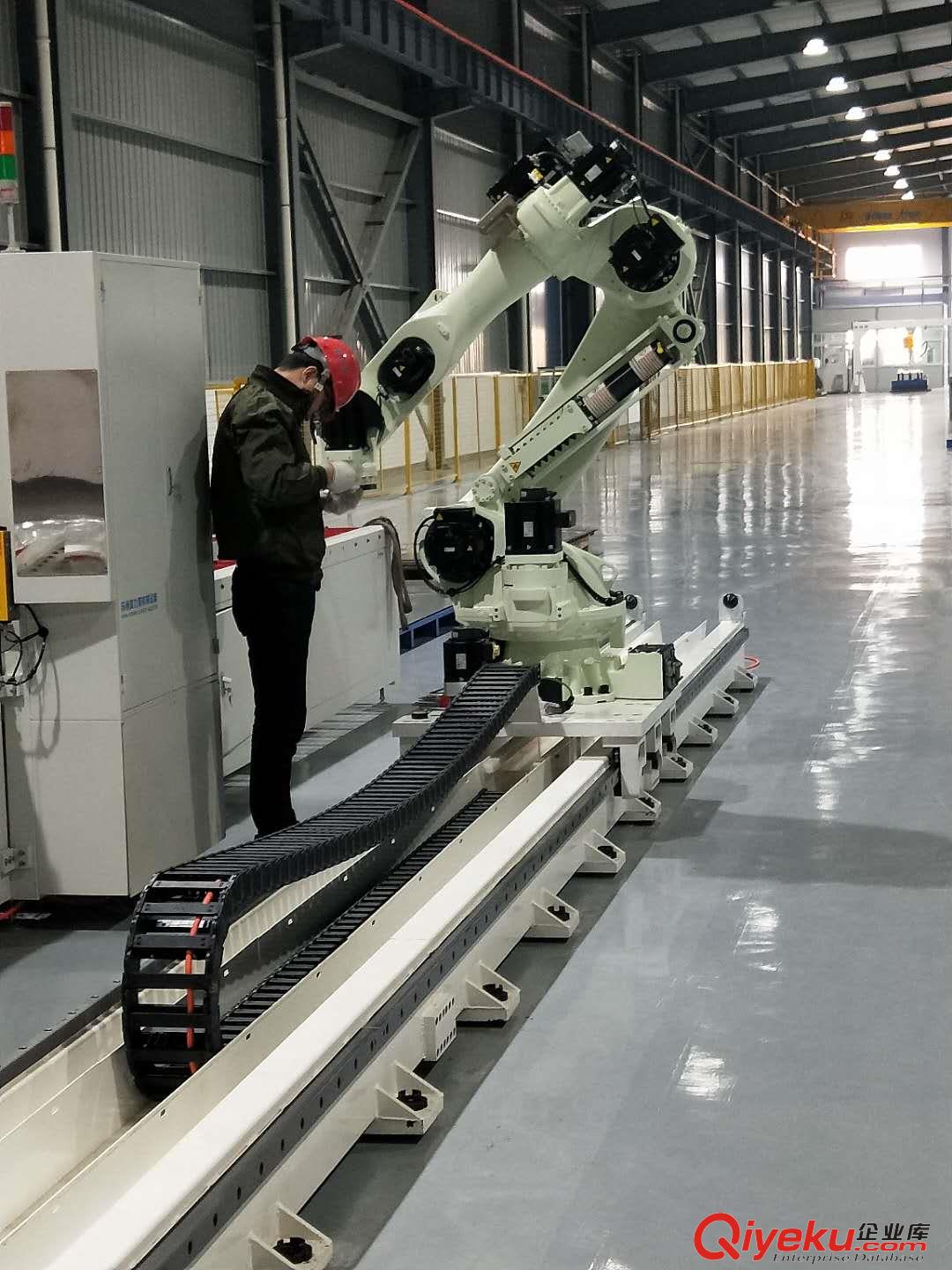 蘇州廠家定制高精度機器人行走軌道地軌第七軸 