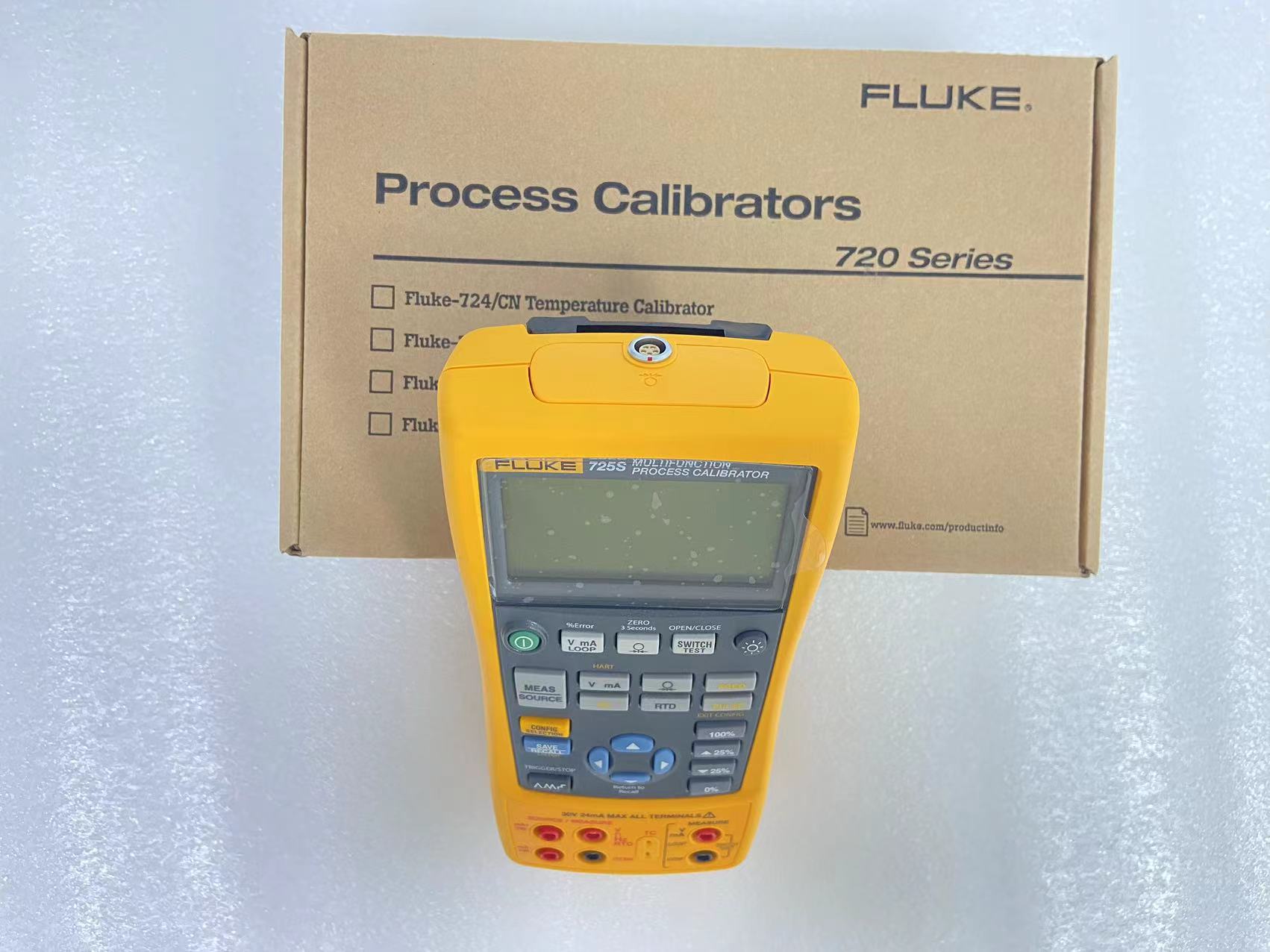 出售全新fluke754多功能過程校準儀