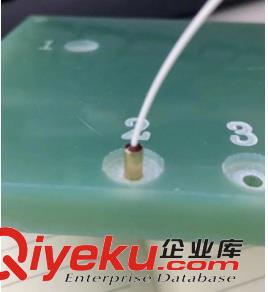 工控設備智能碼牌準直器固定UV膠