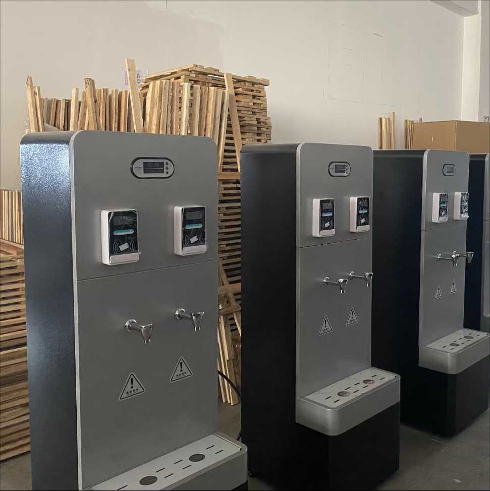 沖涼房淋浴洗澡插卡器，浴室插卡機(jī)，洗澡打卡水控機(jī)