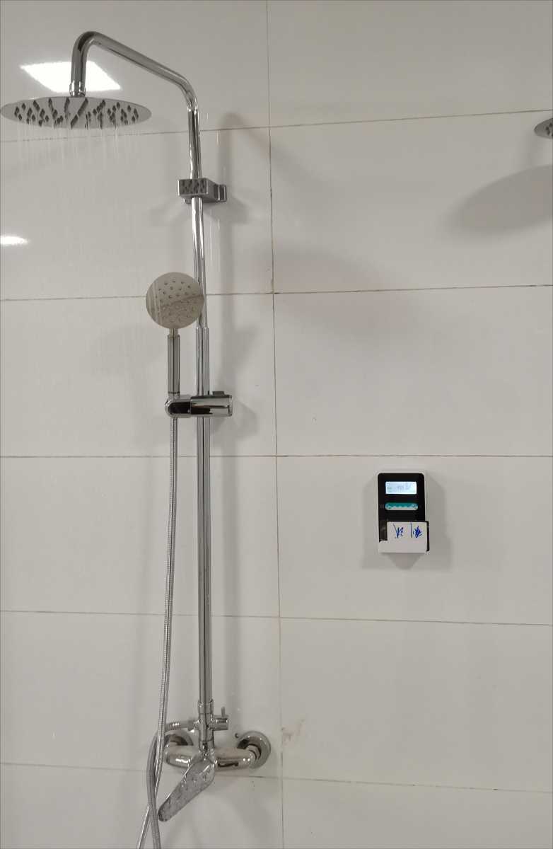 黃岡洗澡節(jié)水刷卡器，浴室插卡水控器