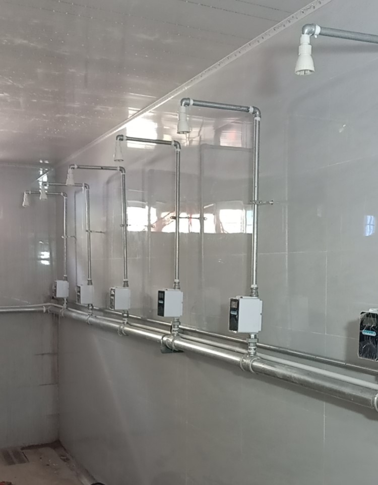 推薦 安裝浴室掃碼水控機(jī) 洗澡插卡節(jié)水器 浴室刷卡器
